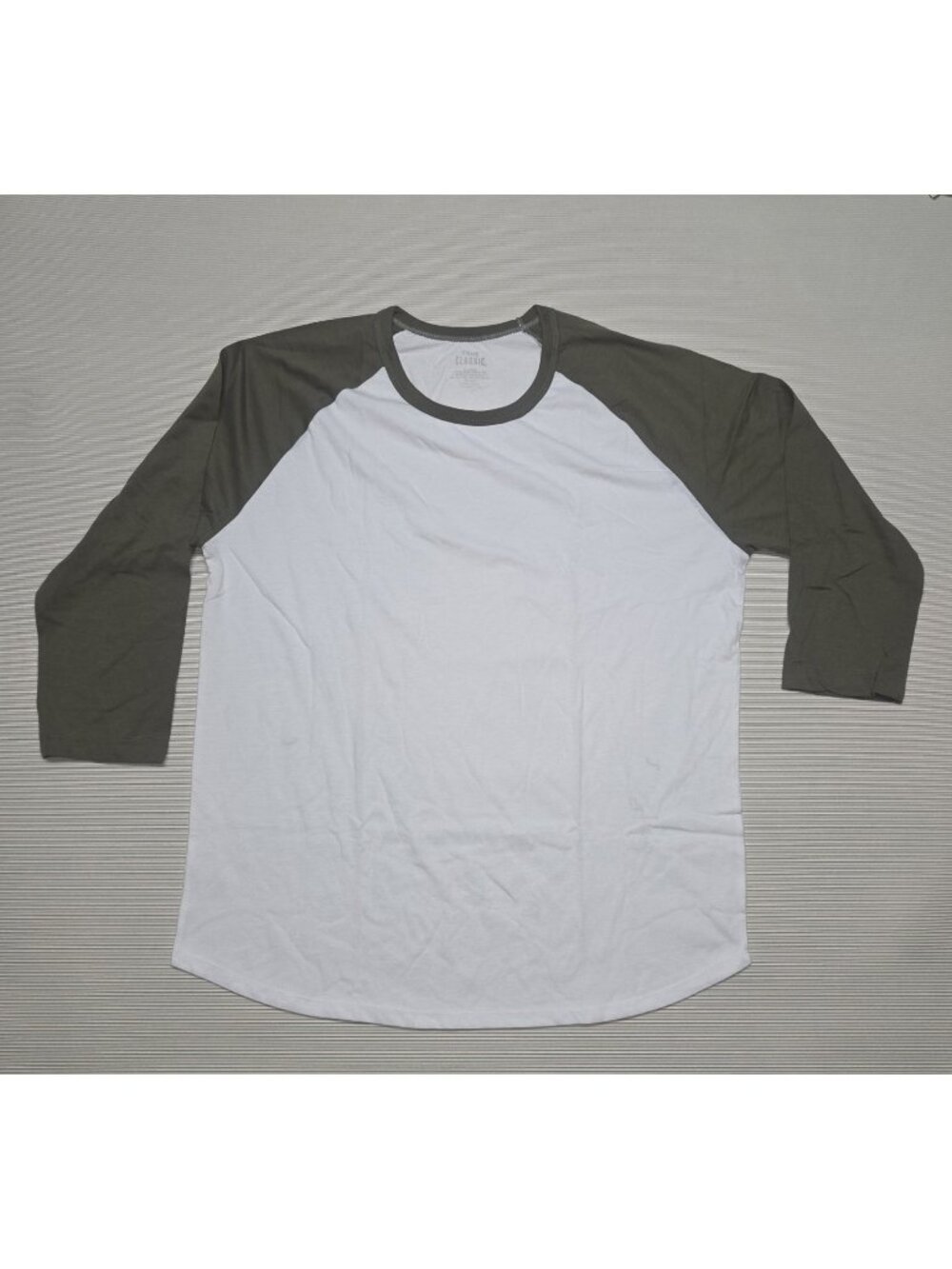 True Classic 3/4 Sleeve Two tone Crew Neck Shirt White & Green Men Size XL NEW